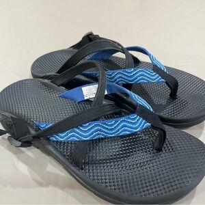 Chacos classic sandal/flip crossover